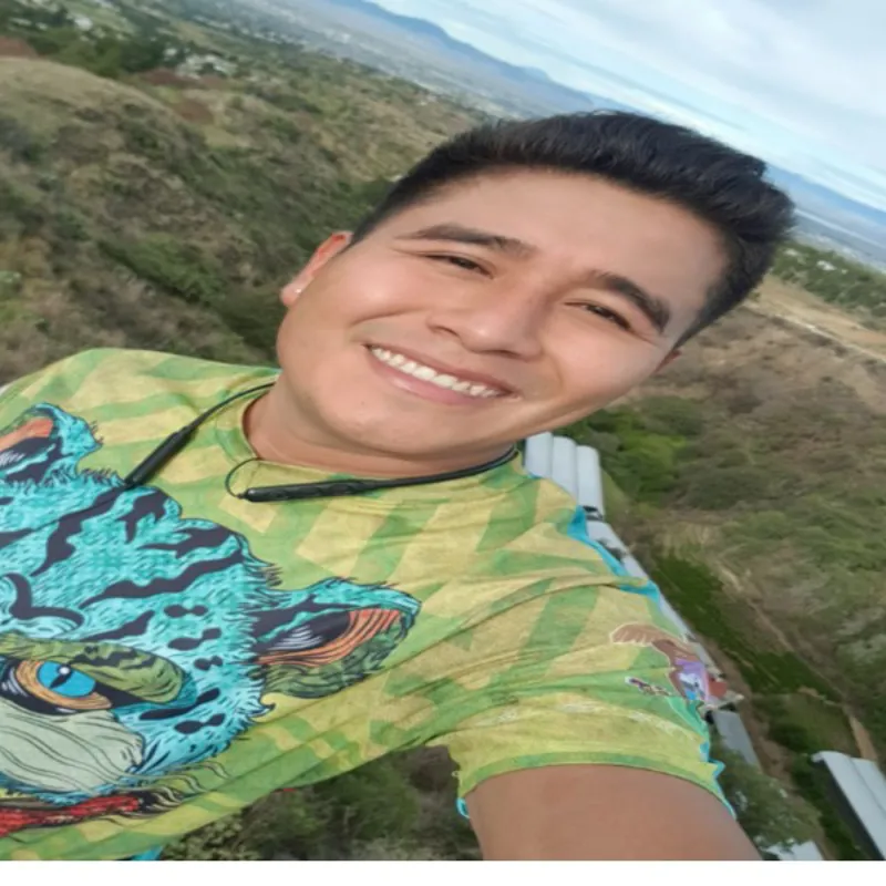 Elyn Daniel Santiago Mateo