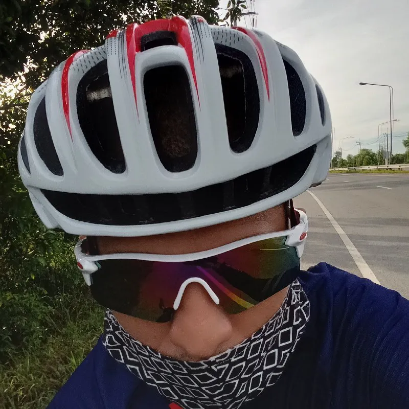 อดิศักดิ์ เวสป้า