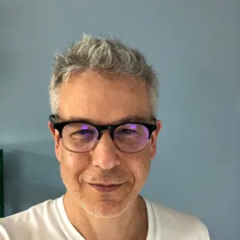 Avatar of Adrian Lafond