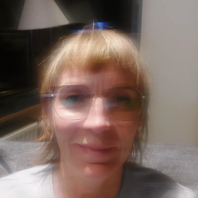 Karólína Guðlaugsdóttir