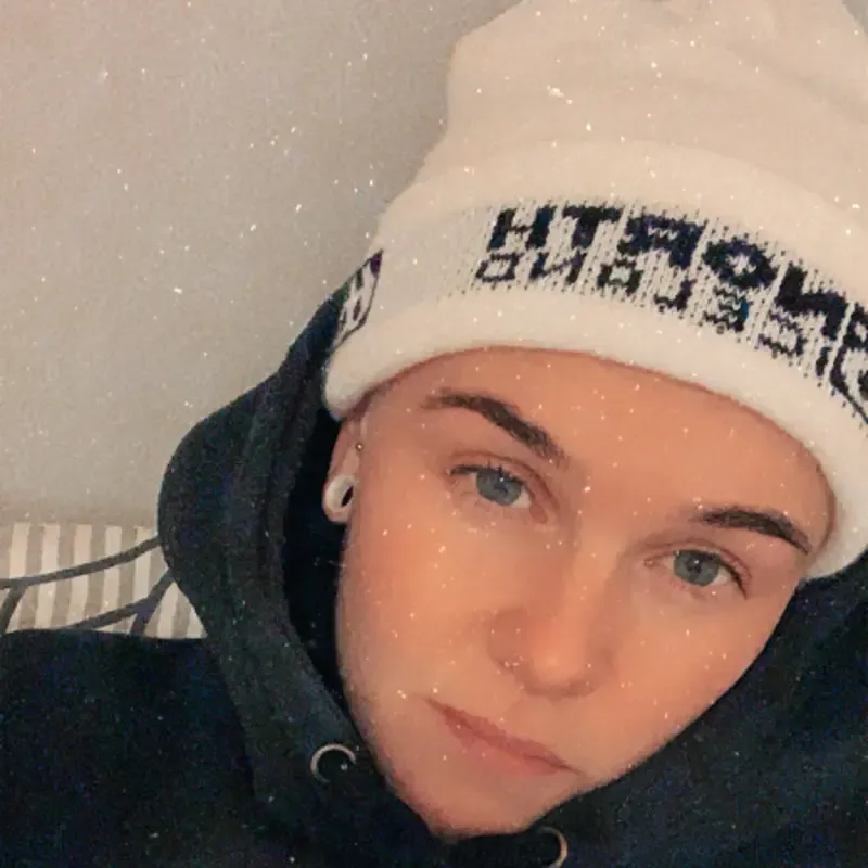 Alexanda Joensen Creed