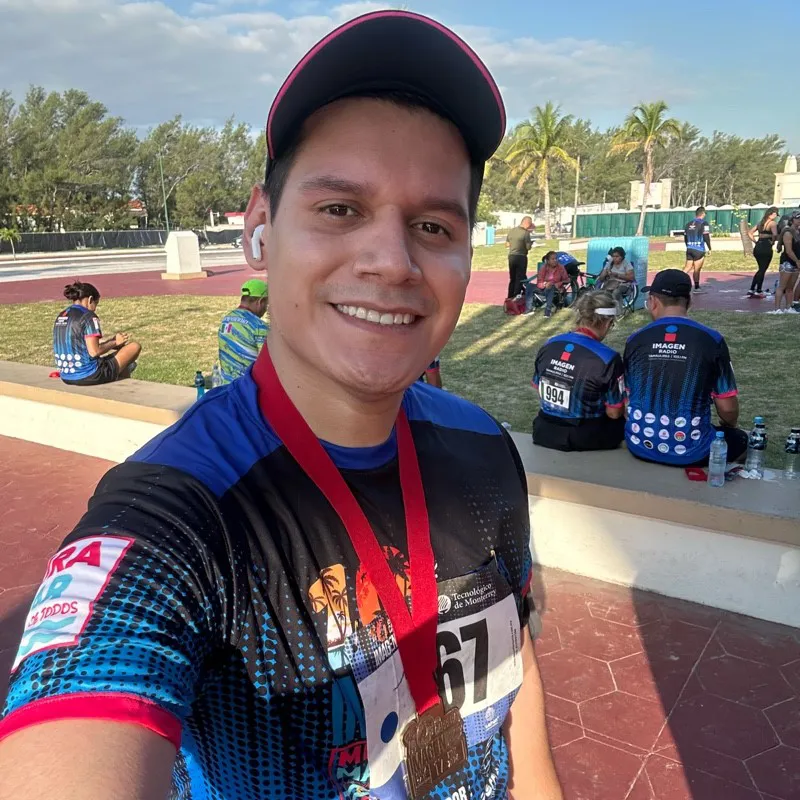 Carlos Javier Deschamps Castañeda