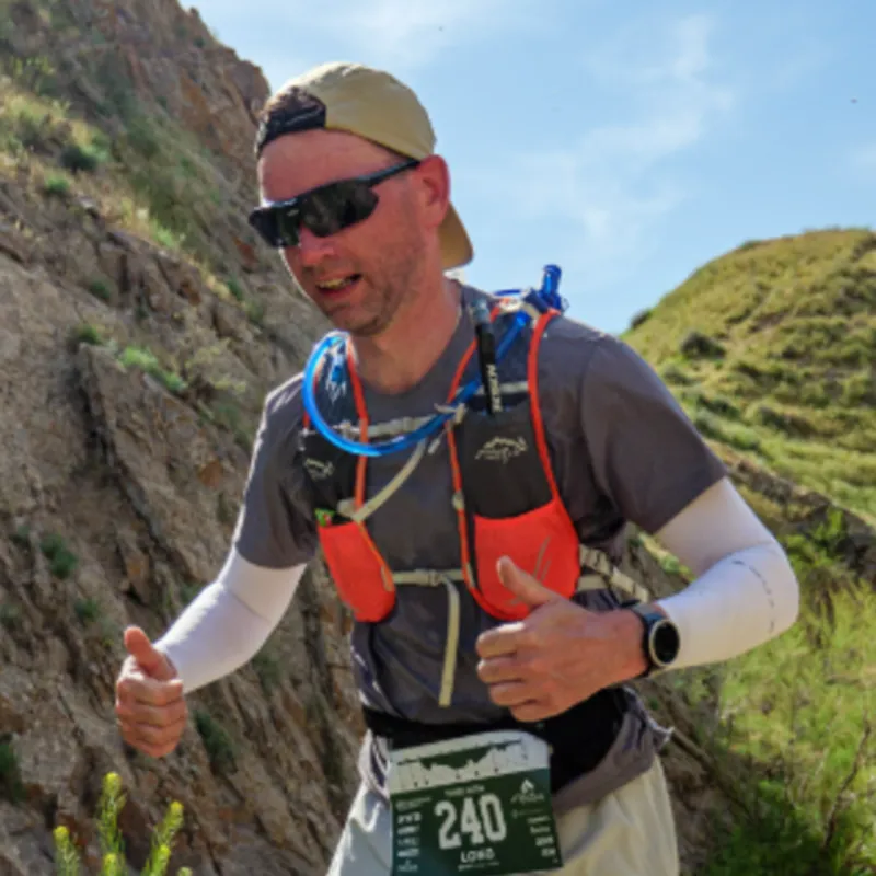 Денис Елизаров