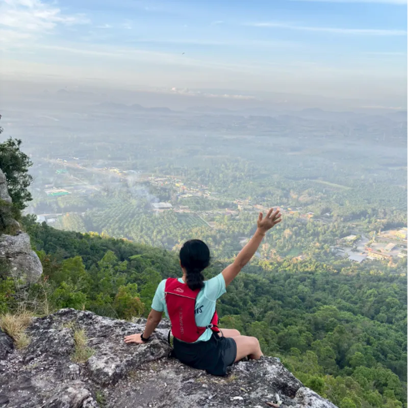 เตชินี สถิตย์เดช