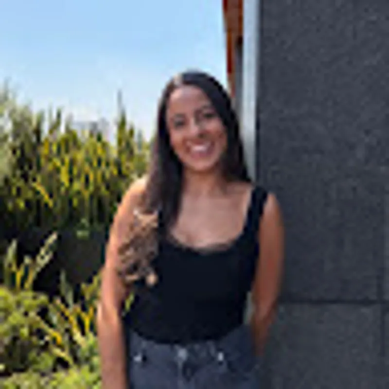 Triana Nosti Montoya