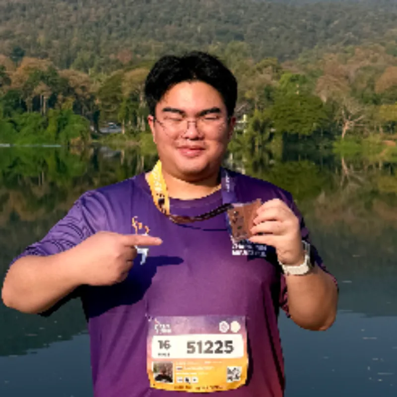 Phatcharaphon Taksee