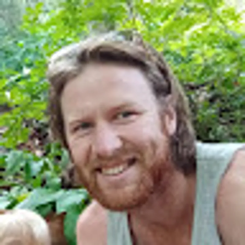 Tom Holmes
